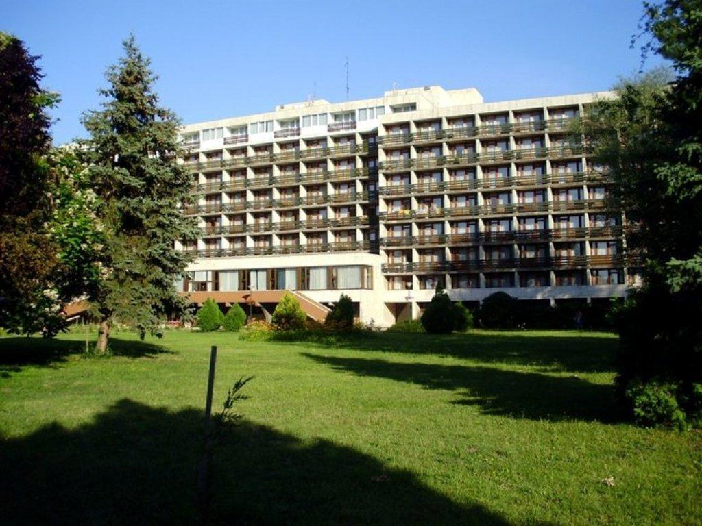 Riviera Park Hotel Balatonfoldvar Exterior photo
